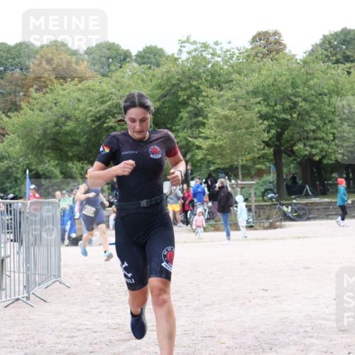 14.09.2025 - Stadtparktriathlon Strokosch-Dieckow http://msf.ph/oto/8884096 14.09.2025 10:25:00 Ziel 448, 459 meine-sportfotos.de
