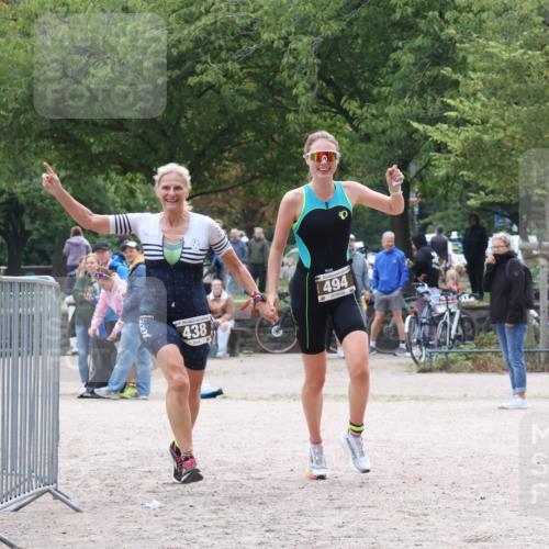 14.09.2025 - Stadtparktriathlon Strokosch-Dieckow http://msf.ph/oto/8884139 14.09.2025 10:26:22 Ziel 438, 494 meine-sportfotos.de