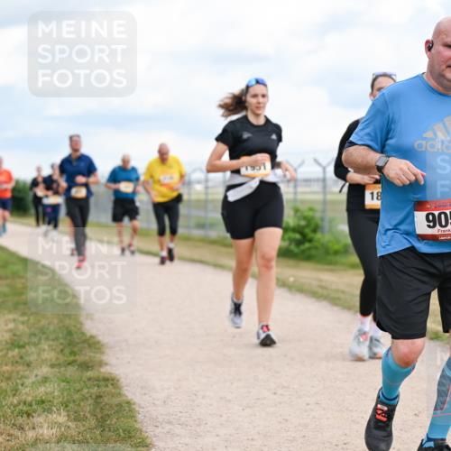 14.09.2025 - Airport Race Dr. Thomas Lammeyer http://msf.ph/oto/8884149 14.09.2025 12:38:39 Laufen 18, 905 meine-sportfotos.de