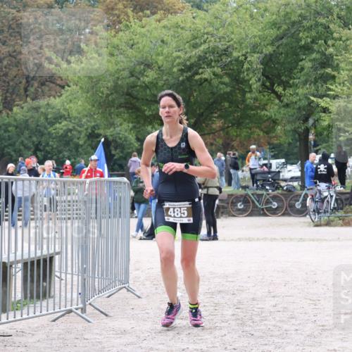 14.09.2025 - Stadtparktriathlon Strokosch-Dieckow http://msf.ph/oto/8884161 14.09.2025 10:26:44 Ziel 485 meine-sportfotos.de
