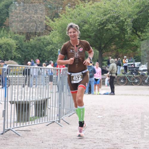 14.09.2025 - Stadtparktriathlon Strokosch-Dieckow http://msf.ph/oto/8884193 14.09.2025 10:27:07 Ziel 452, 479 meine-sportfotos.de