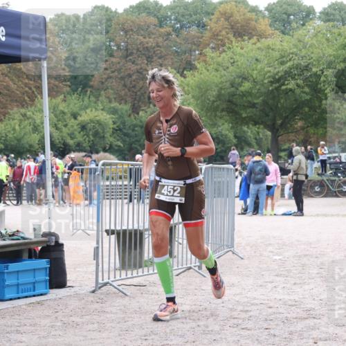 14.09.2025 - Stadtparktriathlon Strokosch-Dieckow http://msf.ph/oto/8884195 14.09.2025 10:27:08 Ziel 452, 479 meine-sportfotos.de