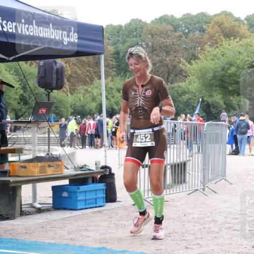 14.09.2025 - Stadtparktriathlon Strokosch-Dieckow http://msf.ph/oto/8884198 14.09.2025 10:27:08 Ziel 452, 479 meine-sportfotos.de
