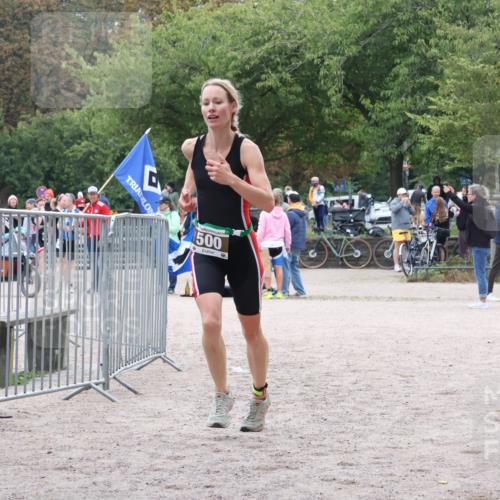 14.09.2025 - Stadtparktriathlon Strokosch-Dieckow http://msf.ph/oto/8884230 14.09.2025 10:28:09 Ziel 500 meine-sportfotos.de