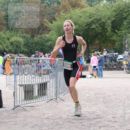 14.09.2025 - Stadtparktriathlon Strokosch-Dieckow http://msf.ph/oto/8884234 14.09.2025 10:28:09 Ziel 500 meine-sportfotos.de