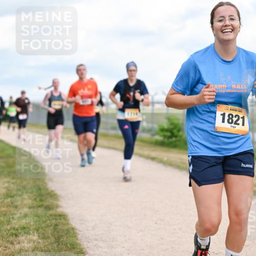 14.09.2025 - Airport Race Dr. Thomas Lammeyer http://msf.ph/oto/8884253 14.09.2025 12:38:47 Laufen 1821 meine-sportfotos.de