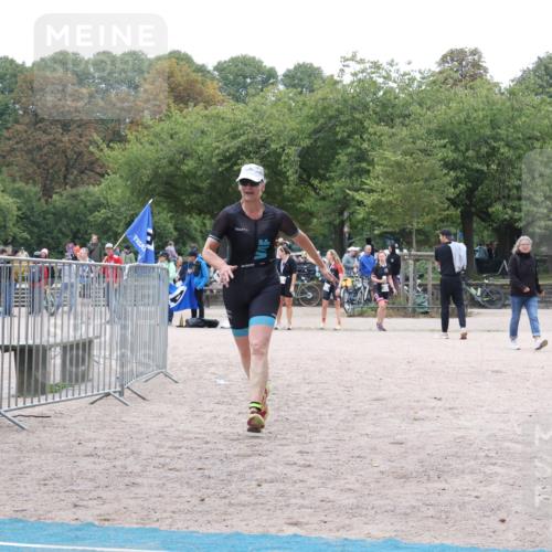 14.09.2025 - Stadtparktriathlon Strokosch-Dieckow http://msf.ph/oto/8884256 14.09.2025 10:28:18 Ziel 504 meine-sportfotos.de