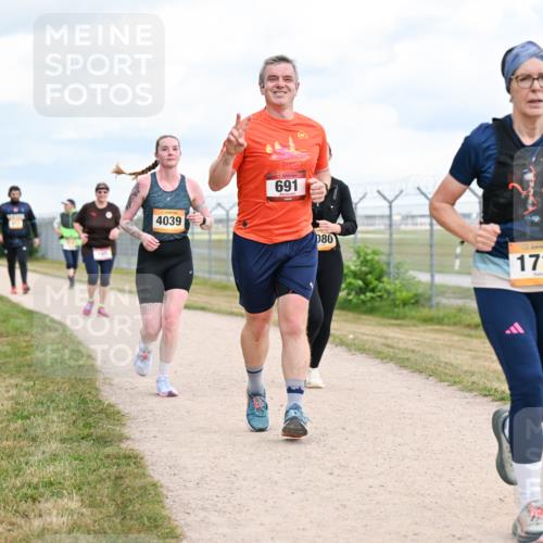 14.09.2025 - Airport Race Dr. Thomas Lammeyer http://msf.ph/oto/8884287 14.09.2025 12:38:49 Laufen 4039, 691, 080, 1719 meine-sportfotos.de