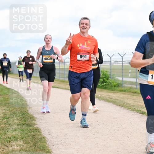 14.09.2025 - Airport Race Dr. Thomas Lammeyer http://msf.ph/oto/8884289 14.09.2025 12:38:49 Laufen 4039, 691, 080, 1719 meine-sportfotos.de