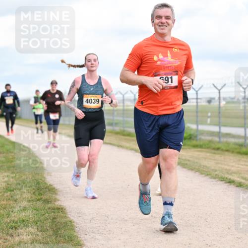 14.09.2025 - Airport Race Dr. Thomas Lammeyer http://msf.ph/oto/8884298 14.09.2025 12:38:50 Laufen 4039, 91 meine-sportfotos.de