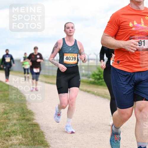 14.09.2025 - Airport Race Dr. Thomas Lammeyer http://msf.ph/oto/8884306 14.09.2025 12:38:51 Laufen 4039, 91 meine-sportfotos.de