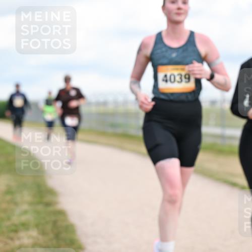 14.09.2025 - Airport Race Dr. Thomas Lammeyer http://msf.ph/oto/8884319 14.09.2025 12:38:52 Laufen 4039, 2080 meine-sportfotos.de