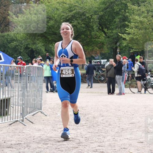 14.09.2025 - Stadtparktriathlon Strokosch-Dieckow http://msf.ph/oto/8884326 14.09.2025 10:31:47 Ziel 456 meine-sportfotos.de