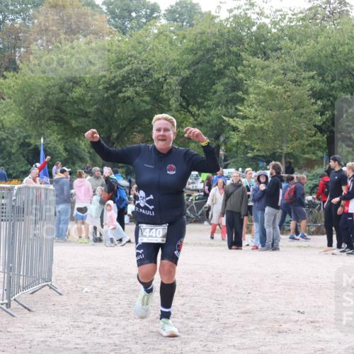 14.09.2025 - Stadtparktriathlon Strokosch-Dieckow http://msf.ph/oto/8884413 14.09.2025 10:34:54 Ziel 440 meine-sportfotos.de