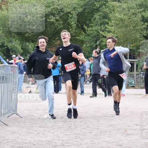 14.09.2025 - Stadtparktriathlon Strokosch-Dieckow http://msf.ph/oto/8884443 14.09.2025 10:38:30 Ziel 549 meine-sportfotos.de
