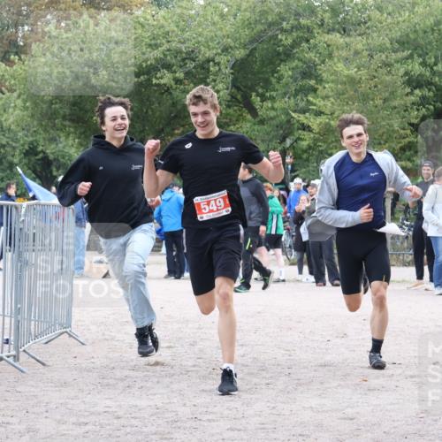 14.09.2025 - Stadtparktriathlon Strokosch-Dieckow http://msf.ph/oto/8884446 14.09.2025 10:38:30 Ziel 549 meine-sportfotos.de