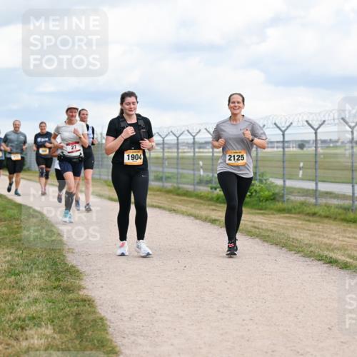 14.09.2025 - Airport Race Dr. Thomas Lammeyer http://msf.ph/oto/8884453 14.09.2025 12:39:10 Laufen 27, 1904, 2125 meine-sportfotos.de