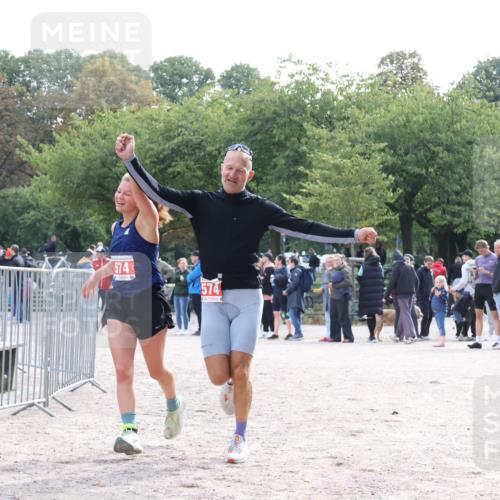 14.09.2025 - Stadtparktriathlon Strokosch-Dieckow http://msf.ph/oto/8884507 14.09.2025 10:40:32 Ziel 574 meine-sportfotos.de