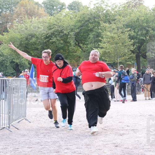 14.09.2025 - Stadtparktriathlon Strokosch-Dieckow http://msf.ph/oto/8884562 14.09.2025 10:44:21 Ziel 559 meine-sportfotos.de