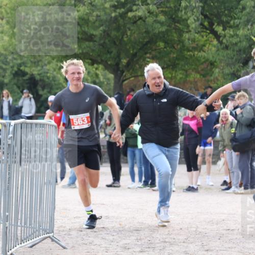 14.09.2025 - Stadtparktriathlon Strokosch-Dieckow http://msf.ph/oto/8884585 14.09.2025 10:46:57 Ziel 563 meine-sportfotos.de