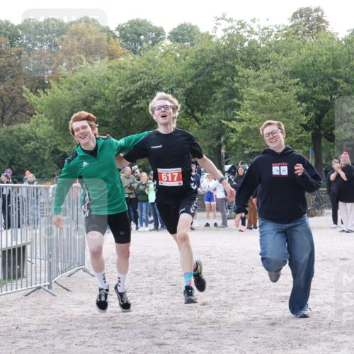 14.09.2025 - Stadtparktriathlon Strokosch-Dieckow http://msf.ph/oto/8884616 14.09.2025 10:47:32 Ziel 617 meine-sportfotos.de