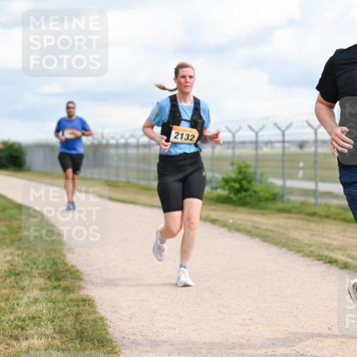 14.09.2025 - Airport Race Dr. Thomas Lammeyer http://msf.ph/oto/8884628 14.09.2025 12:39:35 Laufen 2132, 1711 meine-sportfotos.de