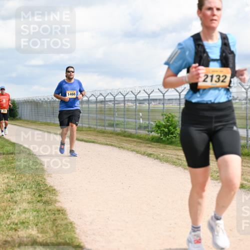 14.09.2025 - Airport Race Dr. Thomas Lammeyer http://msf.ph/oto/8884647 14.09.2025 12:39:37 Laufen 325, 1466, 2132 meine-sportfotos.de