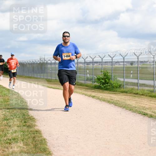 14.09.2025 - Airport Race Dr. Thomas Lammeyer http://msf.ph/oto/8884655 14.09.2025 12:39:39 Laufen 1466 meine-sportfotos.de