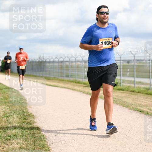 14.09.2025 - Airport Race Dr. Thomas Lammeyer http://msf.ph/oto/8884659 14.09.2025 12:39:40 Laufen 1466 meine-sportfotos.de