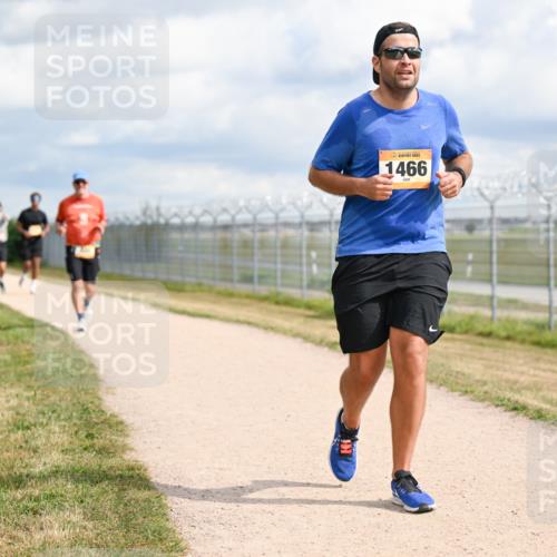 14.09.2025 - Airport Race Dr. Thomas Lammeyer http://msf.ph/oto/8884661 14.09.2025 12:39:40 Laufen 1466 meine-sportfotos.de