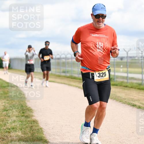 14.09.2025 - Airport Race Dr. Thomas Lammeyer http://msf.ph/oto/8884676 14.09.2025 12:39:46 Laufen 30, 0, 325 meine-sportfotos.de