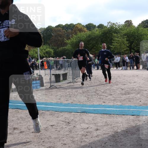 14.09.2025 - Stadtparktriathlon Strokosch-Dieckow http://msf.ph/oto/8884709 14.09.2025 10:52:10 Ziel 576, 594 meine-sportfotos.de