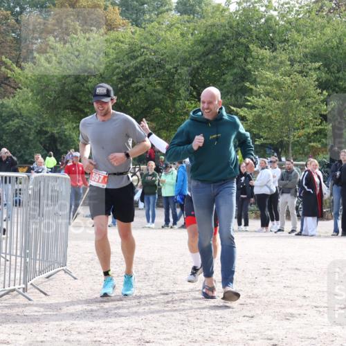 14.09.2025 - Stadtparktriathlon Strokosch-Dieckow http://msf.ph/oto/8884737 14.09.2025 10:52:40 Ziel 597 meine-sportfotos.de
