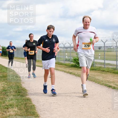 14.09.2025 - Airport Race Dr. Thomas Lammeyer http://msf.ph/oto/8884754 14.09.2025 12:39:57 Laufen 965, 370 meine-sportfotos.de