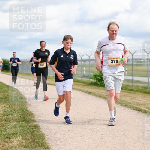 14.09.2025 - Airport Race Dr. Thomas Lammeyer http://msf.ph/oto/8884756 14.09.2025 12:39:57 Laufen 965, 370 meine-sportfotos.de