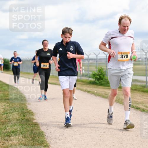 14.09.2025 - Airport Race Dr. Thomas Lammeyer http://msf.ph/oto/8884761 14.09.2025 12:39:58 Laufen 965, 370 meine-sportfotos.de