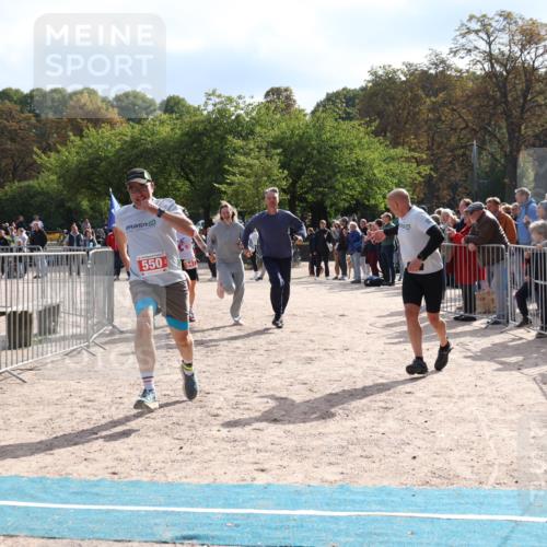 14.09.2025 - Stadtparktriathlon Strokosch-Dieckow http://msf.ph/oto/8884772 14.09.2025 10:54:57 Ziel 547, 550 meine-sportfotos.de