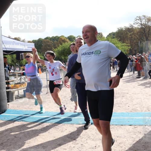 14.09.2025 - Stadtparktriathlon Strokosch-Dieckow http://msf.ph/oto/8884789 14.09.2025 10:54:59 Ziel 547, 550 meine-sportfotos.de