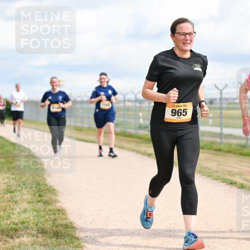14.09.2025 - Airport Race Dr. Thomas Lammeyer http://msf.ph/oto/8884797 14.09.2025 12:40:00 Laufen 965, 4103 meine-sportfotos.de
