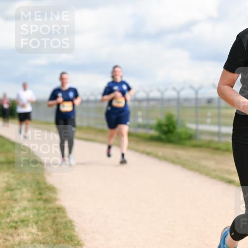 14.09.2025 - Airport Race Dr. Thomas Lammeyer http://msf.ph/oto/8884812 14.09.2025 12:40:01 Laufen 65 meine-sportfotos.de