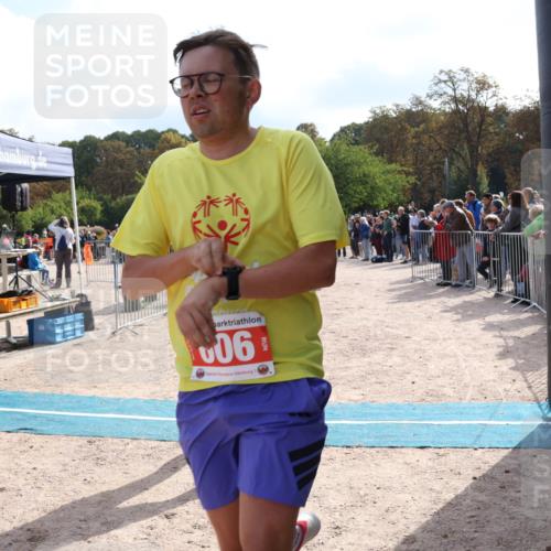 14.09.2025 - Stadtparktriathlon Strokosch-Dieckow http://msf.ph/oto/8884836 14.09.2025 10:55:38 Ziel 556, 580, 606 meine-sportfotos.de