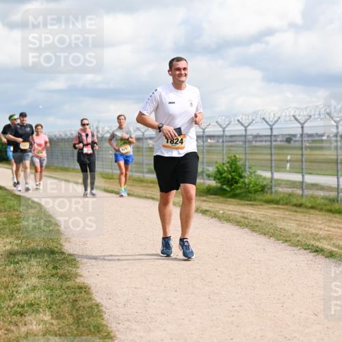 14.09.2025 - Airport Race Dr. Thomas Lammeyer http://msf.ph/oto/8884850 14.09.2025 12:40:07 Laufen 1237, 1234, 4257, 1824 meine-sportfotos.de