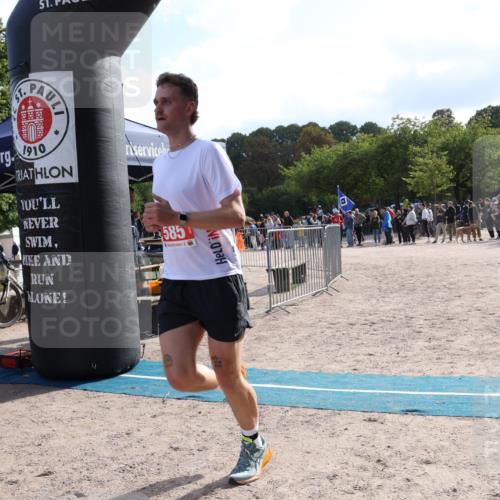 14.09.2025 - Stadtparktriathlon Strokosch-Dieckow http://msf.ph/oto/8884880 14.09.2025 10:56:53 Ziel 585 meine-sportfotos.de