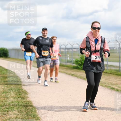 14.09.2025 - Airport Race Dr. Thomas Lammeyer http://msf.ph/oto/8884910 14.09.2025 12:40:13 Laufen 522, 1237, 1236, 39, 42 meine-sportfotos.de