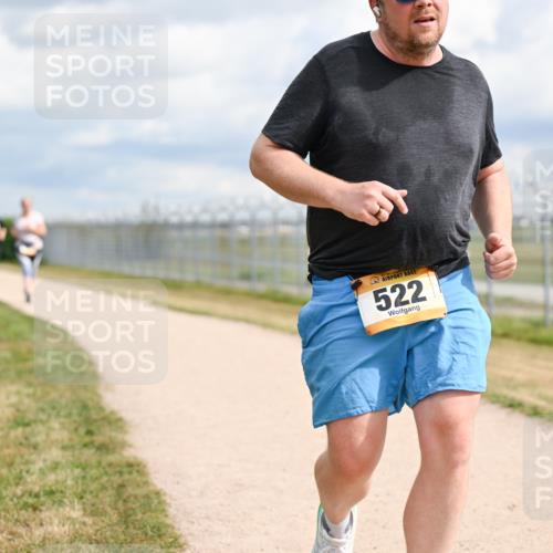 14.09.2025 - Airport Race Dr. Thomas Lammeyer http://msf.ph/oto/8884973 14.09.2025 12:40:18 Laufen 522 meine-sportfotos.de