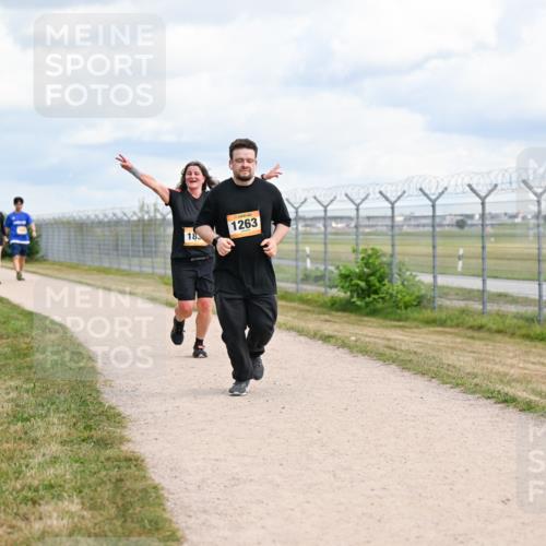 14.09.2025 - Airport Race Dr. Thomas Lammeyer http://msf.ph/oto/8885011 14.09.2025 12:40:29 Laufen 18, 1263 meine-sportfotos.de