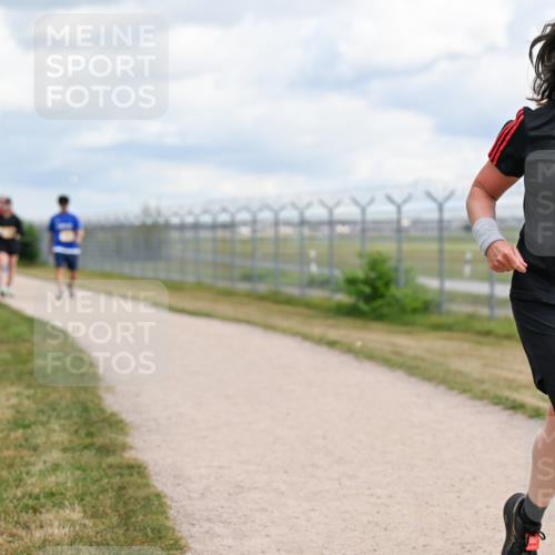 14.09.2025 - Airport Race Dr. Thomas Lammeyer http://msf.ph/oto/8885062 14.09.2025 12:40:33 Laufen 1834 meine-sportfotos.de
