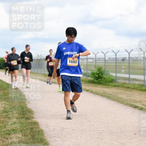 14.09.2025 - Airport Race Dr. Thomas Lammeyer http://msf.ph/oto/8885103 14.09.2025 12:40:44 Laufen 24, 1692, 251 meine-sportfotos.de