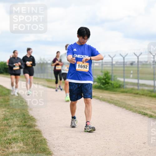 14.09.2025 - Airport Race Dr. Thomas Lammeyer http://msf.ph/oto/8885108 14.09.2025 12:40:45 Laufen 24, 1692 meine-sportfotos.de