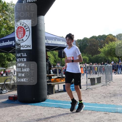 14.09.2025 - Stadtparktriathlon Strokosch-Dieckow http://msf.ph/oto/8885113 14.09.2025 11:02:34 Ziel 619 meine-sportfotos.de